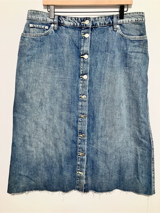 Lauren Ralph Lauren Dresses & Skirts - Lauren Ralph Lauren Denim Skirt Size 14
